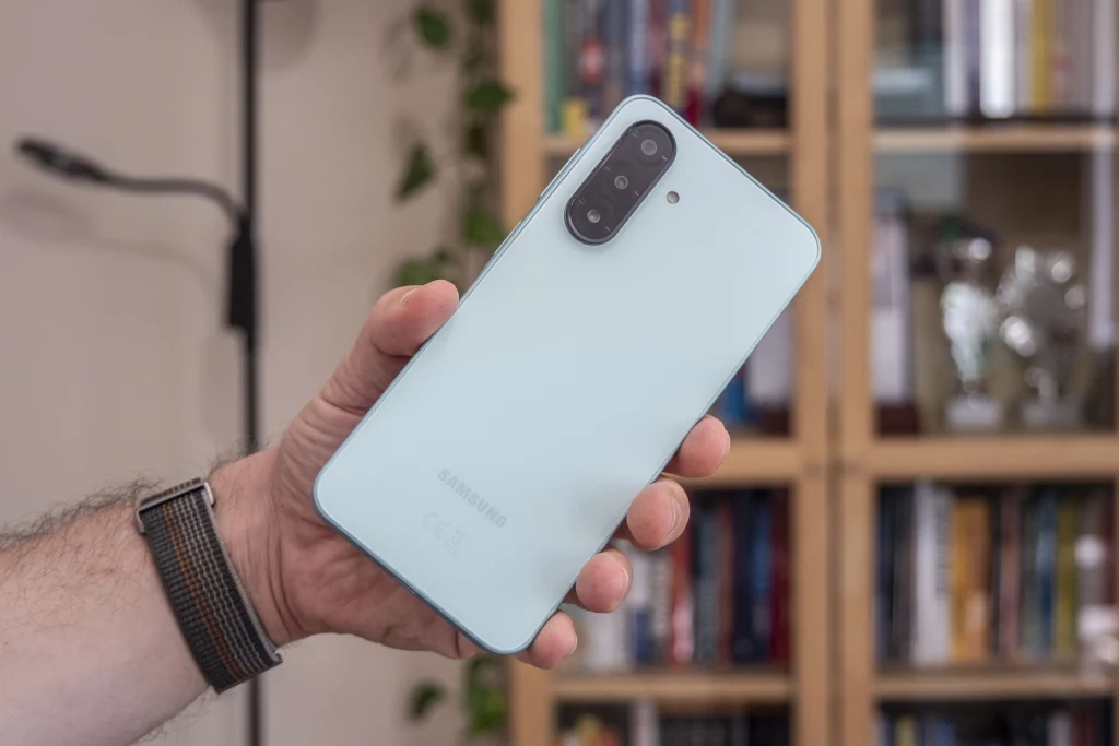 Samsung Galaxy A26 5G okostelefon teszt